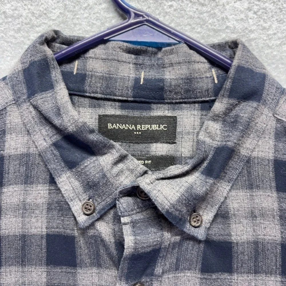 Banana Republic Shirt Mens Large Gray Plaid Button Down Flannel Untucked Fit‎